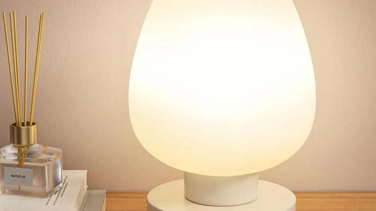 Small Touch Table Lamp Review: Warm, Compact, Easy
